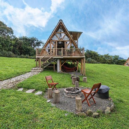 La Herradura Lodge サンタ・ロサ・デ・カバル エクステリア 写真